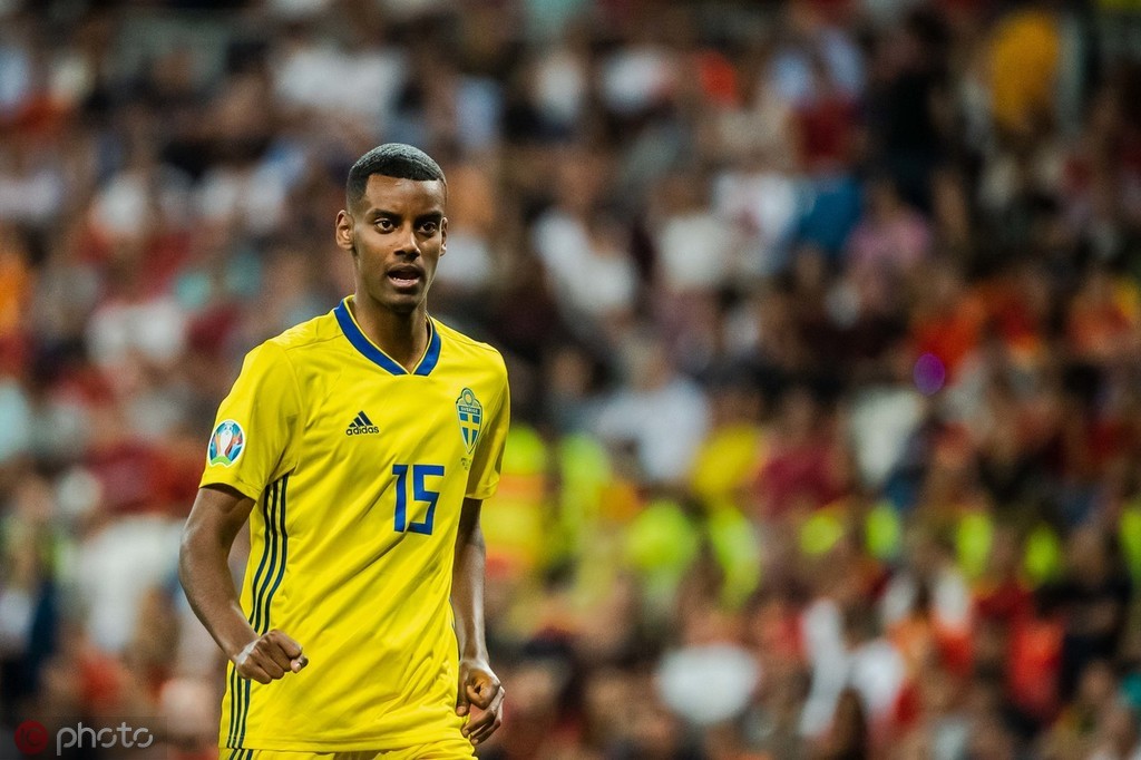 1JJ-今夜荷甲传出新动向;皇家社会造点机会;管理层表态:震撼外界;数据趋势出现新变化(荷兰挑衅中国最新消息)